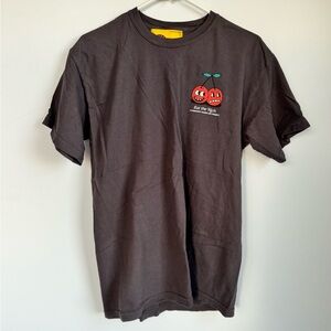 Lost Paradise Charcoal Grey “Eat The Rich” Tee with Cherry & Fruit Graphic Sz M